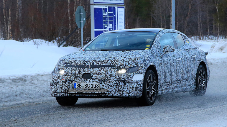 Οι πρώτες εικόνες της Mercedes EQE